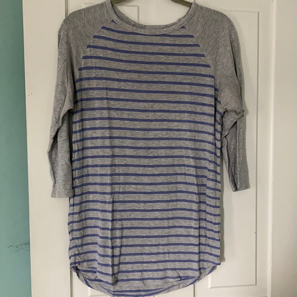 —Medium LuLaRoe Randy T